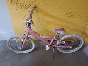 Mädchen Fahrrad
