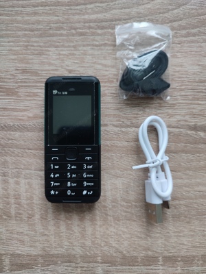 SERVO BM531 Mini-Handy Three-SIM Kamera Smartphone Telefon