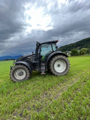 Valtra T174 Bild 2