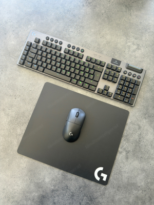 Logitech Set: G915 + G Pro Mouse + Mousepad Bild 2