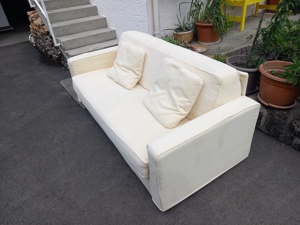 Ausklappbare Couch aus Velours