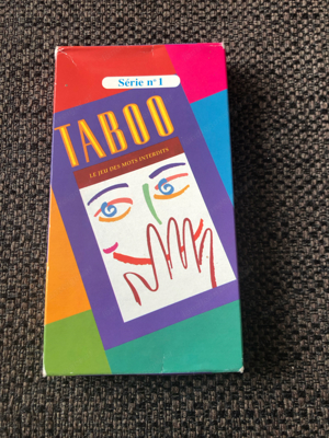 Taboo, französisches Reisespiel