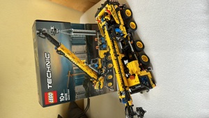 Tecnic Lego Mobile Crane 