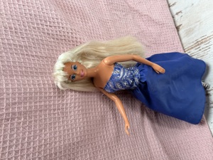 Original Barbies 90 iger und Barbie Zubehör Preise auf Anfrage 