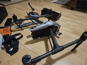 Professionelle Drohne Inspire 2 Combo mit XS5 Camera