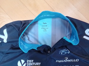 Rapha  Radshirt Team SKy Bild 2