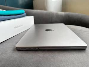 MacBook Pro 14' M2 Pro 12C 2023, 32GB 4TB +Facture
