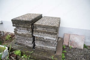 Ca. 55 Stk. gebrauchte Waschbetonplatten