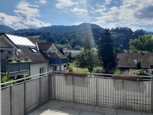 Ruhige, helle Dreizimmerwohnung mit Balkon