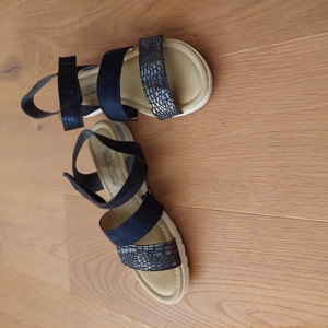 Damen Sandalen Gr. 29 Bild 2