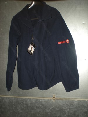 Vom Original CASTROL Anorak bis zur Sporttasche, von der Regenjacke bis zum Werbe - Regenschirm  Bild 2