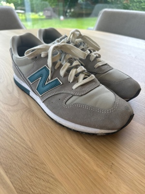 New Balance Sneaker