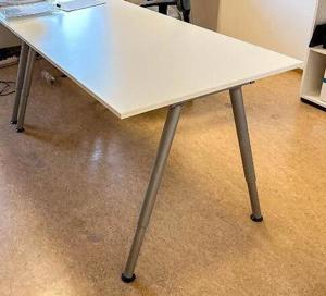 6 IKEA GALANT Bürotische   Schreibtische (160x80) Zustellung möglich