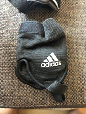 Adidas Schienbein- und Knöchelschoner Bild 2