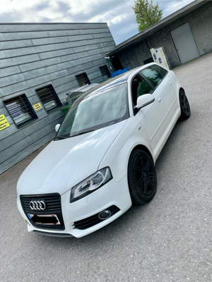 Audi A3 1.4 TFSI 8P **VOLL SLINE**