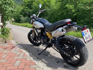 Ducati Scrambler 1100 Naked Bike Bild 3