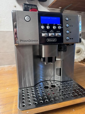Kaffeemaschine Vollautomat Prima Donna DeLonghi