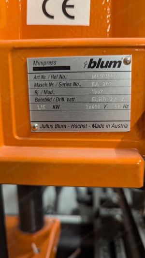 Blum Minipress Beschlagbohrmaschine mit diversem Zubehör  Bild 6