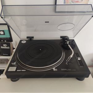 Technics SL-1210 MK2 Plattenspieler