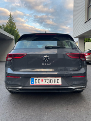 Volkswagen Golf 8 Style E-Hybrid Bild 2