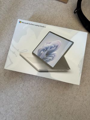 Microsoft Surface Laptop Studio 2 i7  Notebook