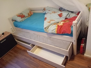Kinderbett mit Unterbett und 2xSchublade