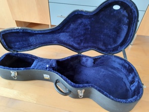 Koffer für Westerngitarre - guter Zustand - Plüsch blau innen