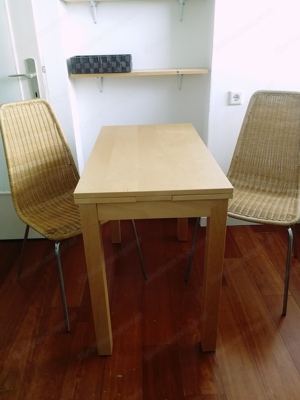Ikea Tisch Bjursta 50x90 bzw. 90x90 + 2 Stühle gratis dazu