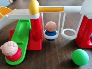 Spielplatz Tupperware