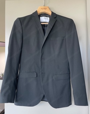 Anzug schwarz Jacket Größe 46, Hose Größe 90 (30L)