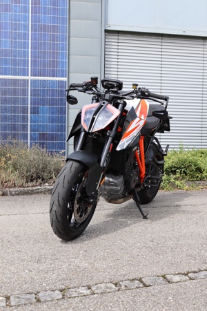 Ktm 1290 Super Duke R Bild 2