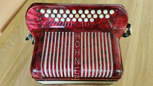 Knopforgel "Hohner Club II B"