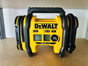 Kompressor 18V sehr handlich und klein aber mit Power von DeWalt  