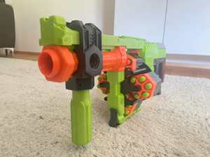 Nerf Zombie Strike Doominator Blaster Bild 9