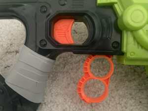 Nerf Zombie Strike Doominator Blaster Bild 4