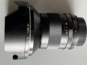 Zeiss Distagon Objektiv für Nikon, Weitwinkel f2,8 21mm Bild 2