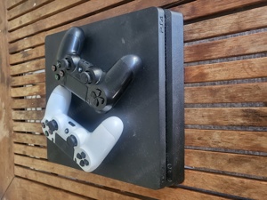 Ps4 mit 2 Controller