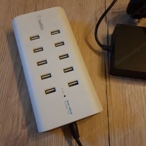 Belkin RockStar USB-Ladestation 10 x USB