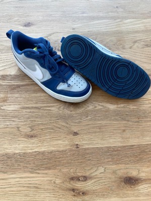 Nike Schuhe blau, weiß und grau  Bild 2