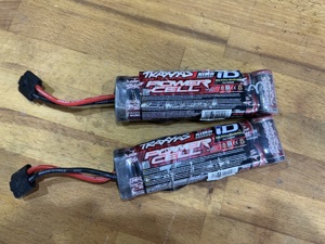 Akku Traxxas NiMH 3300 MAH 2940X 2 Stück