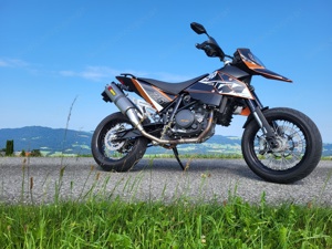 KTM 690 Supermoto