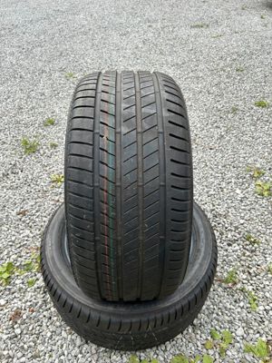 Sommerreifen Bridgestone 305 40 20 112Y *