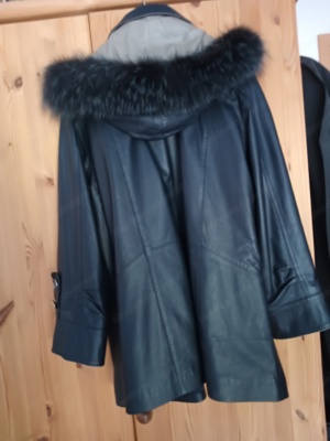 Lederjacke mit Kapuze  Bild 3