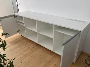 Sideboard mit Kühlschrank, neuwertiges Büromöbel vom Tischler, weiß Bild 2