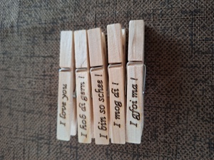 Holz-Wäscheklammern  mit Text  gelasert "Oktoberfest - Feier - Party - Namensschilder " Holz Bild 6