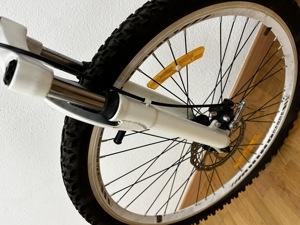 Gelegenheit! !  Neuwertiges Mountainbike kaum gefahren .. günstig ...  !! Bild 3