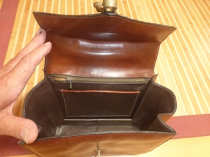 Ledertasche Bild 4