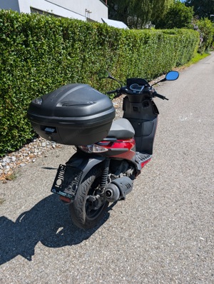 Aprilia Sportcity 300 Street Bild 5