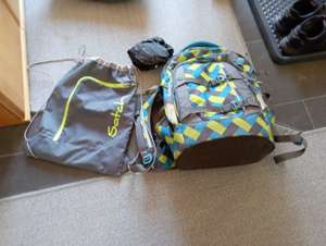 Schultasche Satch pack inkl. Sportbeutel und Regenschutz