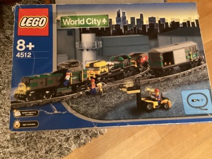 Lego World City 4512 9V Zug Eisenbahn Güterzug